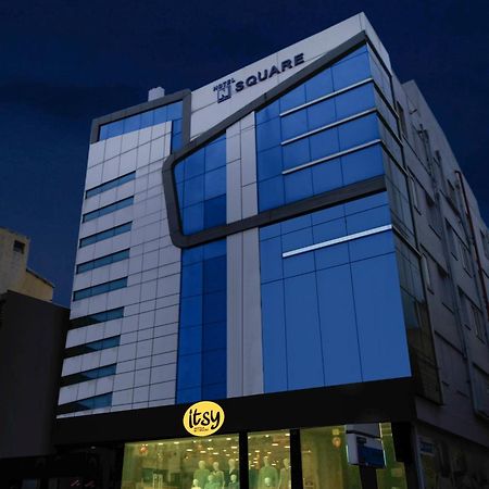Itsy Hotels N Square Vijayawāda 外观 照片