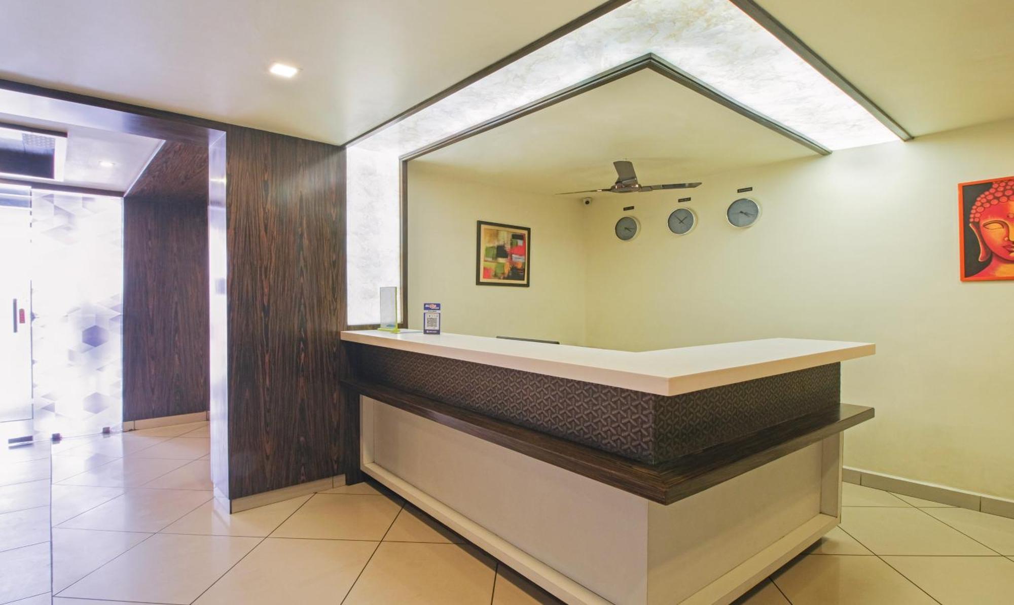 Itsy Hotels N Square Vijayawāda 外观 照片